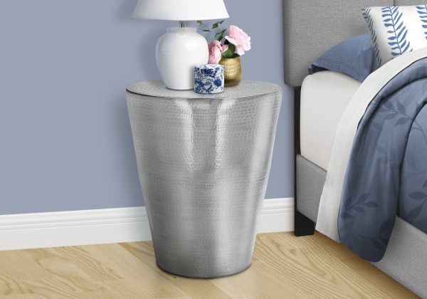 ACCENT TABLE - 22"H / CHROME IRON METAL DRUM END TABLE