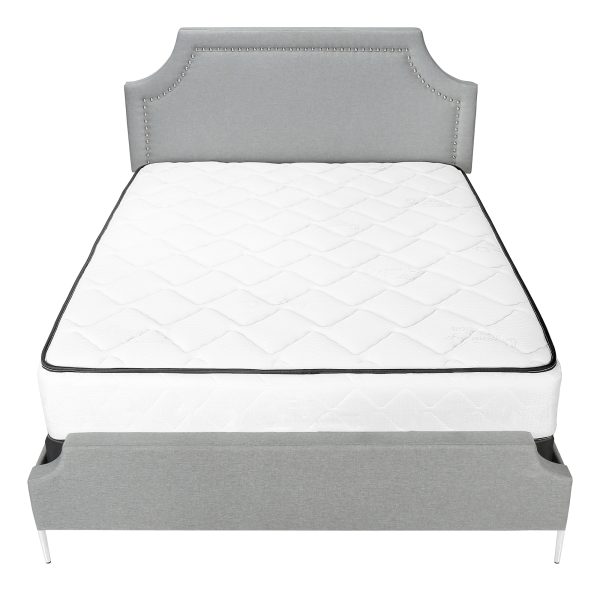 BED - QUEEN SIZE / GREY LINEN WITH CHROME METAL LEGS