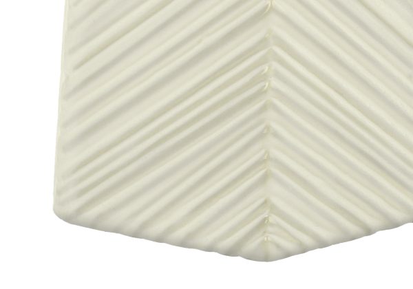 LIGHTING - 29"H TABLE LAMP WHITE CERAMIC / IVORY SHADE