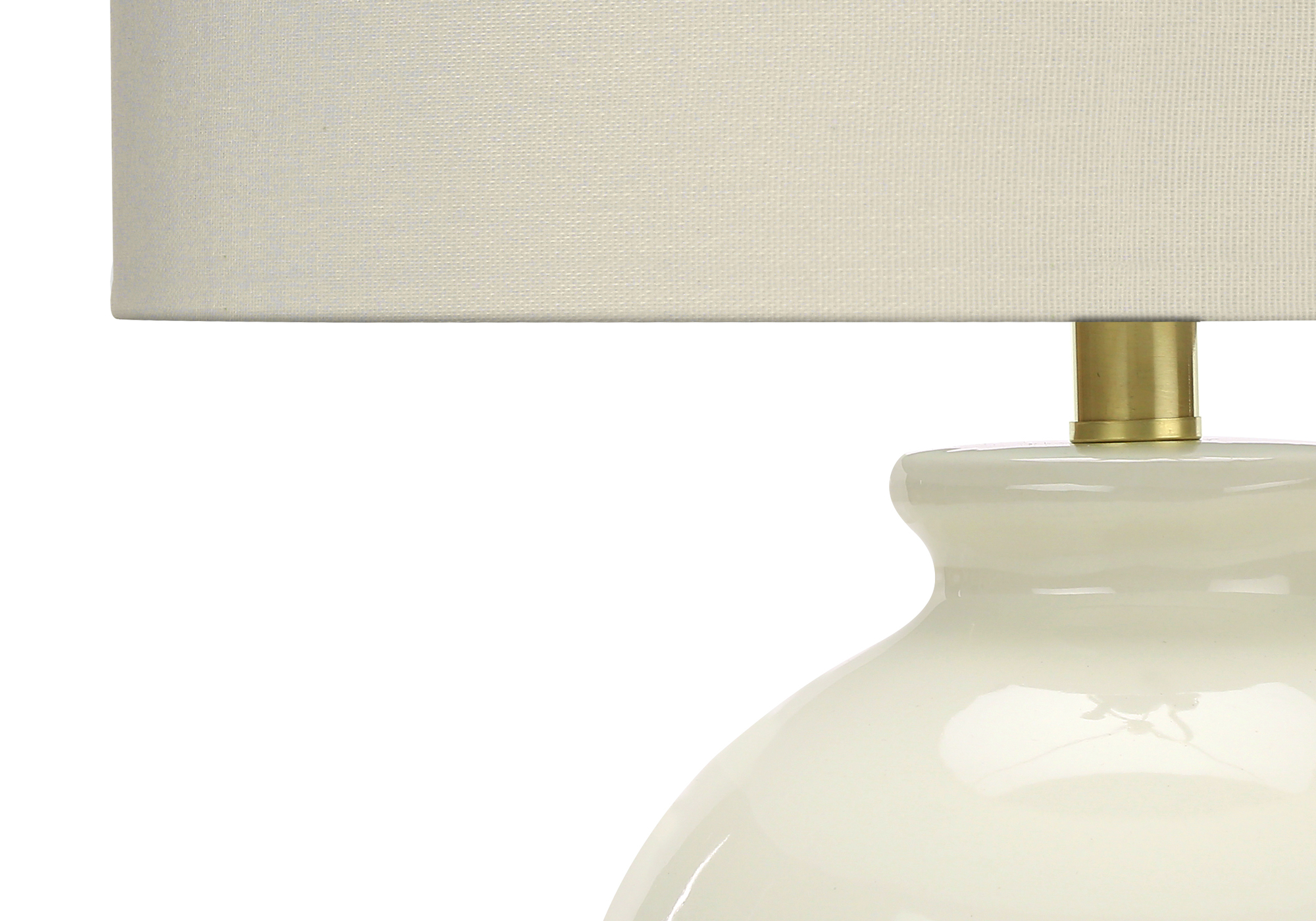 LIGHTING - 26"H TABLE LAMP CREAM CERAMIC / IVORY SHADE