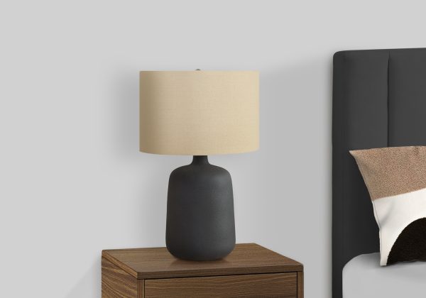 LIGHTING - 24"H TABLE LAMP BLACK CERAMIC / BEIGE SHADE