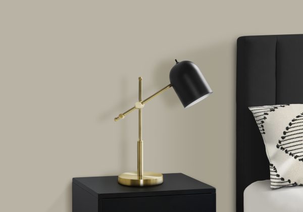 LIGHTING - 18"H TABLE LAMP BRASS METAL / BLACK SHADE