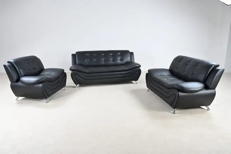 Tufted Spruce 3 Piece Living Room Set In Black