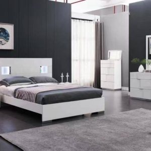 Finn White Queen Bedroom Set